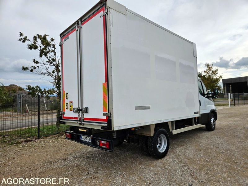 IVECO DAILY 72C21 PORTE VIANDE FRIGORIFIQUE - 2017 - 360 000KM - Φορτηγό: φωτογραφία 2 IVECO DAILY 72C21 PORTE VIANDE FRIGORIFIQUE - 2017 - 360 000KM - Φορτηγό: φωτογραφία 2