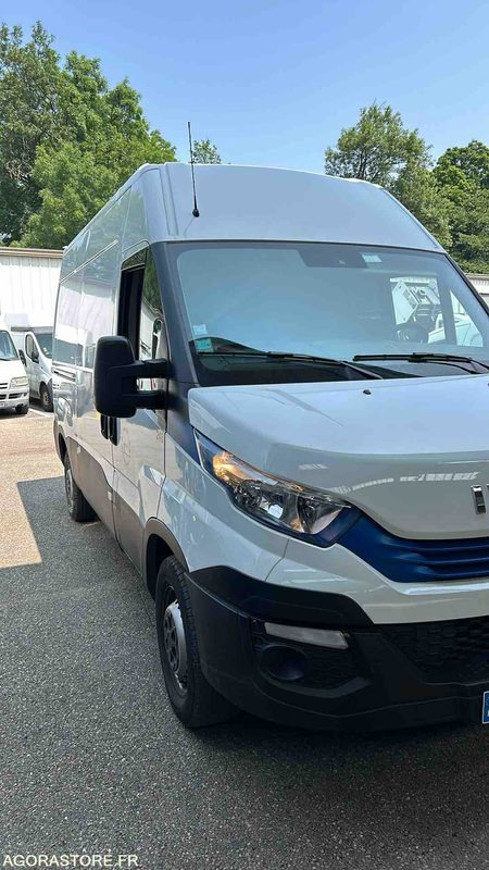Iveco Daily 2009 - Βαν: φωτογραφία 1 Iveco Daily 2009 - Βαν: φωτογραφία 1