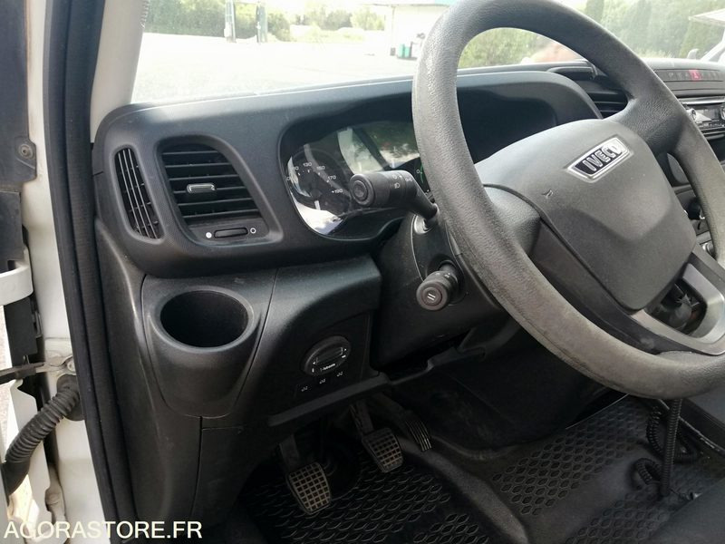 Iveco Daily Line - Μικρό λεωφορείο, Επιβατικό βαν: φωτογραφία 4 Iveco Daily Line - Μικρό λεωφορείο, Επιβατικό βαν: φωτογραφία 4