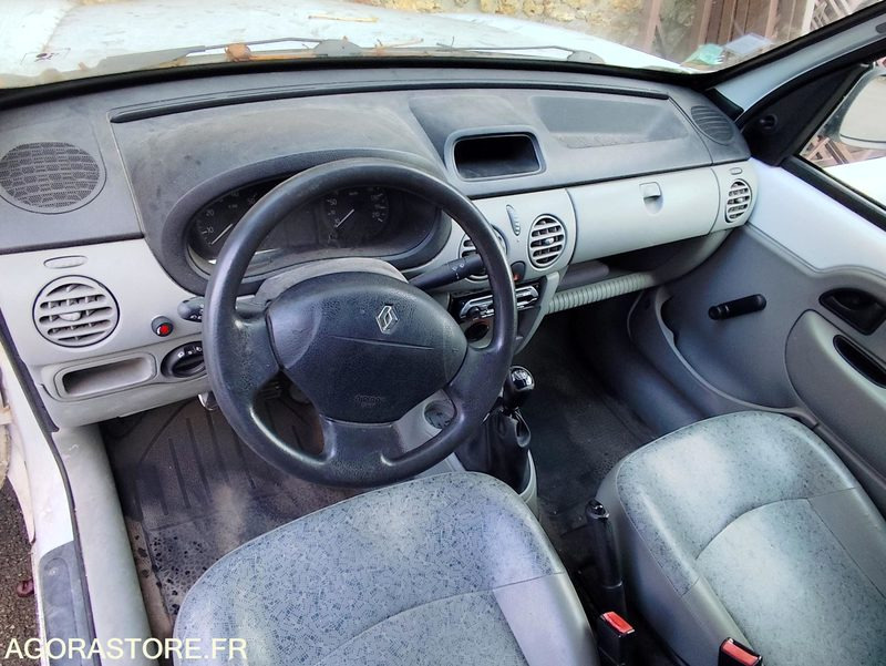 Kangoo - 2006 - 10697kms - sans carte grise (FIV) - Μικρό βαν: φωτογραφία 3 Kangoo - 2006 - 10697kms - sans carte grise (FIV) - Μικρό βαν: φωτογραφία 3