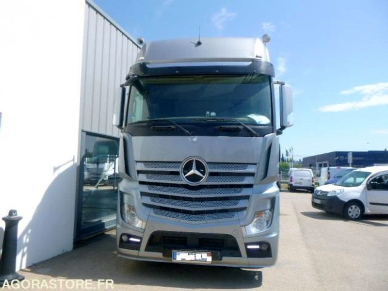 MERCEDES ACTROS 1845 GRANDE CABINE - 2012 - IMMATRICULATION SLOVENE - Τράκτορας: φωτογραφία 3 MERCEDES ACTROS 1845 GRANDE CABINE - 2012 - IMMATRICULATION SLOVENE - Τράκτορας: φωτογραφία 3