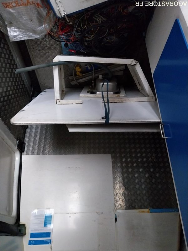 MERCEDES Sprinter 411CDI Fourgon L4 VASP 2004 148238Km ROULANT PRO UNIQUEMENT - Βαν: φωτογραφία 1 MERCEDES Sprinter 411CDI Fourgon L4 VASP 2004 148238Km ROULANT PRO UNIQUEMENT - Βαν: φωτογραφία 1