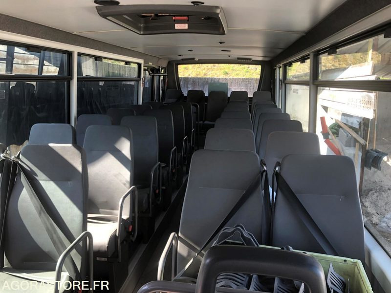 MINI-BUS MERCEDES VARIO - 127178 kms - 2000 - Μικρό λεωφορείο, Επιβατικό βαν: φωτογραφία 3 MINI-BUS MERCEDES VARIO - 127178 kms - 2000 - Μικρό λεωφορείο, Επιβατικό βαν: φωτογραφία 3
