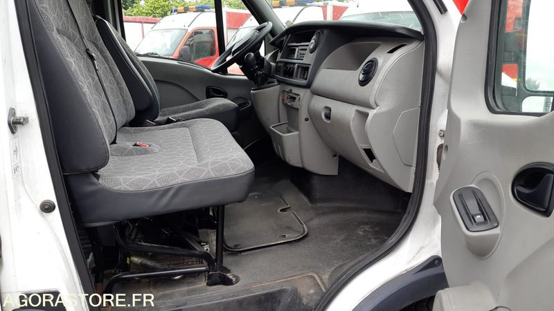 MINIBUS RENAULT MASTER - Μικρό λεωφορείο, Επιβατικό βαν: φωτογραφία 5 MINIBUS RENAULT MASTER - Μικρό λεωφορείο, Επιβατικό βαν: φωτογραφία 5