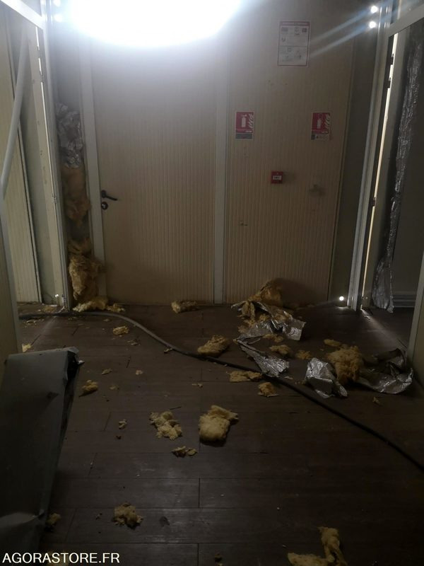 MODULAIRE ALGECO VENTE PAR MODULE 6M*2.40M - Σπίτι εμπορευματοκιβωτία: φωτογραφία 2 MODULAIRE ALGECO VENTE PAR MODULE 6M*2.40M - Σπίτι εμπορευματοκιβωτία: φωτογραφία 2