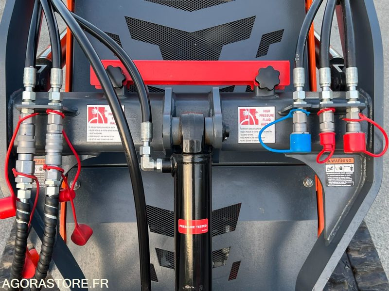 Mini chargeur porte outils BOLEO 25cv SV25H - Φορτωτής: φωτογραφία 5 Mini chargeur porte outils BOLEO 25cv SV25H - Φορτωτής: φωτογραφία 5