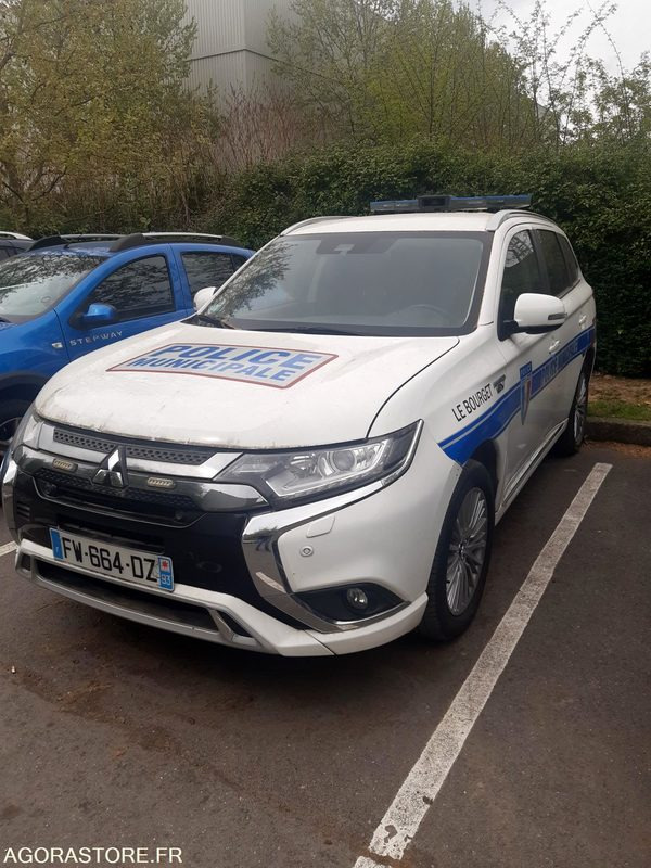 Mitsubichi Outlander - 2020 - 30000kms - FW664DZ - SUV: φωτογραφία 2 Mitsubichi Outlander - 2020 - 30000kms - FW664DZ - SUV: φωτογραφία 2