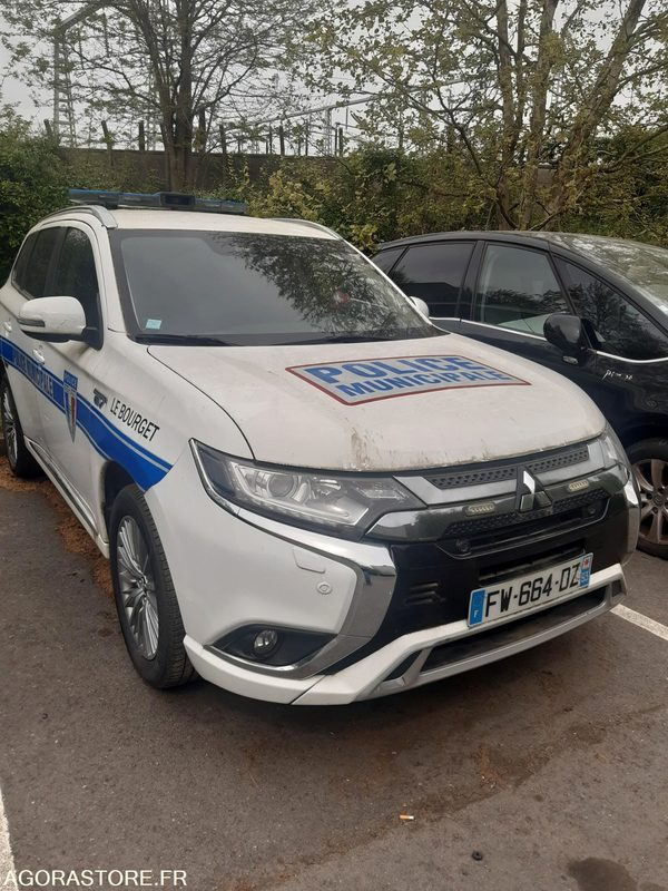 Mitsubichi Outlander - 2020 - 30000kms - FW664DZ - SUV: φωτογραφία 1 Mitsubichi Outlander - 2020 - 30000kms - FW664DZ - SUV: φωτογραφία 1