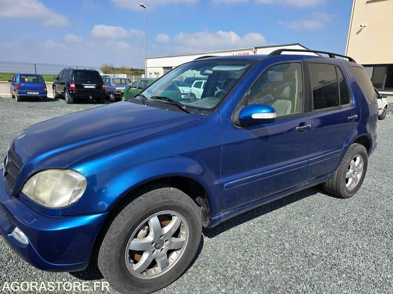 NIORT - MERCEDES ML 400 CDI BVA BI TURBO 4.00L 250 CH PEINTURE NEUVE 2025 - Αυτοκίνητο: φωτογραφία 1 NIORT - MERCEDES ML 400 CDI BVA BI TURBO 4.00L 250 CH PEINTURE NEUVE 2025 - Αυτοκίνητο: φωτογραφία 1