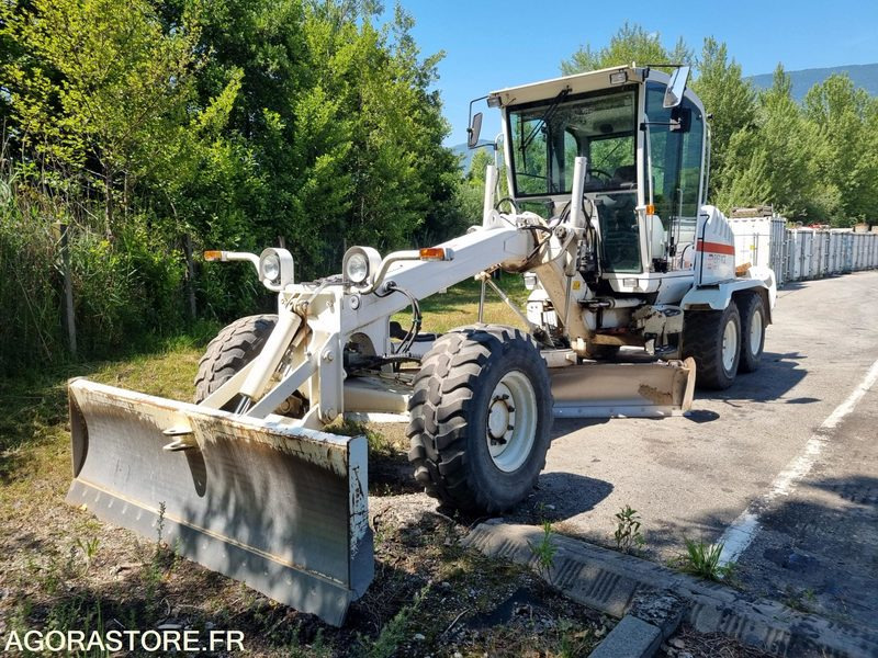 NIVELEUSE - NEW HOLLAND F106.7 - 2014 / 6195 Heures (M47110) - Γκρέιντερ: φωτογραφία 2 NIVELEUSE - NEW HOLLAND F106.7 - 2014 / 6195 Heures (M47110) - Γκρέιντερ: φωτογραφία 2