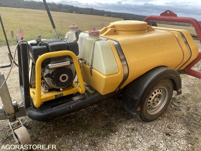 Nettoyeur haute-pression Diesel sur remorque BRENDON BB1000 - Πλυστικό μηχάνημα: φωτογραφία 3 Nettoyeur haute-pression Diesel sur remorque BRENDON BB1000 - Πλυστικό μηχάνημα: φωτογραφία 3