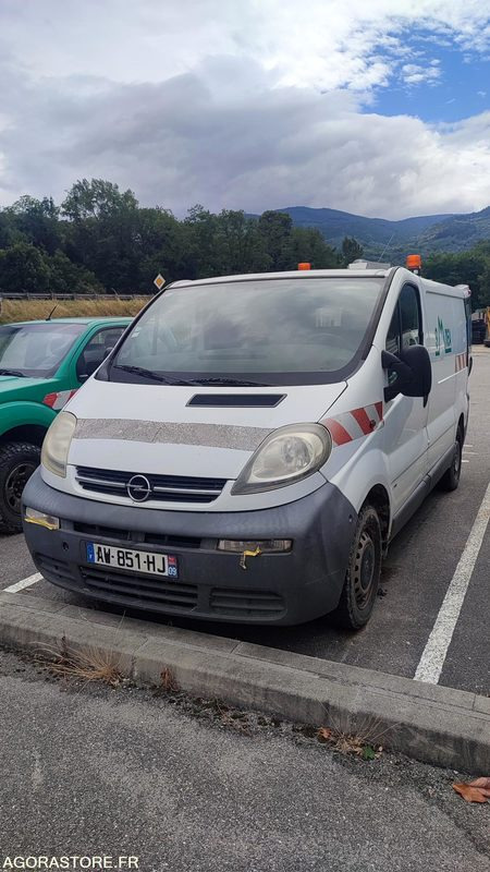 OPEL Vivaro - Βαν: φωτογραφία 1 OPEL Vivaro - Βαν: φωτογραφία 1