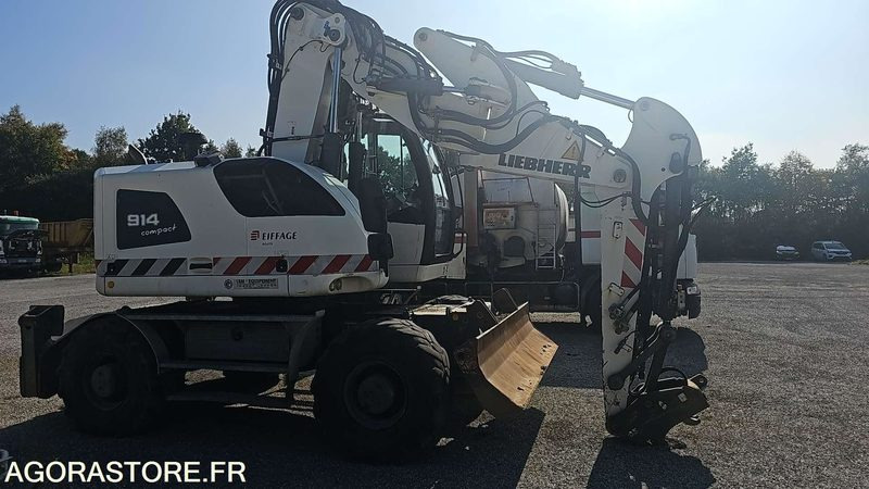PELLE A PNEUS LIEBHERR A914 C - 2014 - 11608H (MT436) - Εκσκαφέας: φωτογραφία 4 PELLE A PNEUS LIEBHERR A914 C - 2014 - 11608H (MT436) - Εκσκαφέας: φωτογραφία 4