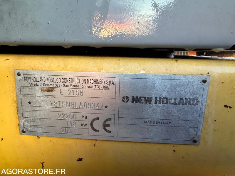 Εκσκαφέας PELLE NEW HOLLAND E215B - 2009 - 11000 heures: φωτογραφία 8 Εκσκαφέας PELLE NEW HOLLAND E215B - 2009 - 11000 heures: φωτογραφία 8