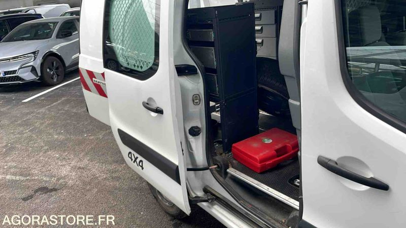 Μικρό βαν PEUGEOT PARTNER DANGEL - 2016 - 194550KM - EE566FD: φωτογραφία 21 Μικρό βαν PEUGEOT PARTNER DANGEL - 2016 - 194550KM - EE566FD: φωτογραφία 21