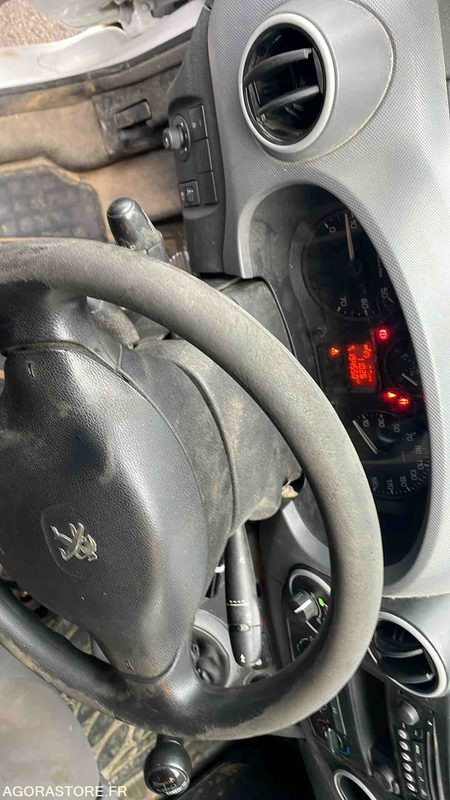 Μικρό βαν PEUGEOT PARTNER DANGEL - 2016 - 194550KM - EE566FD: φωτογραφία 18 Μικρό βαν PEUGEOT PARTNER DANGEL - 2016 - 194550KM - EE566FD: φωτογραφία 18