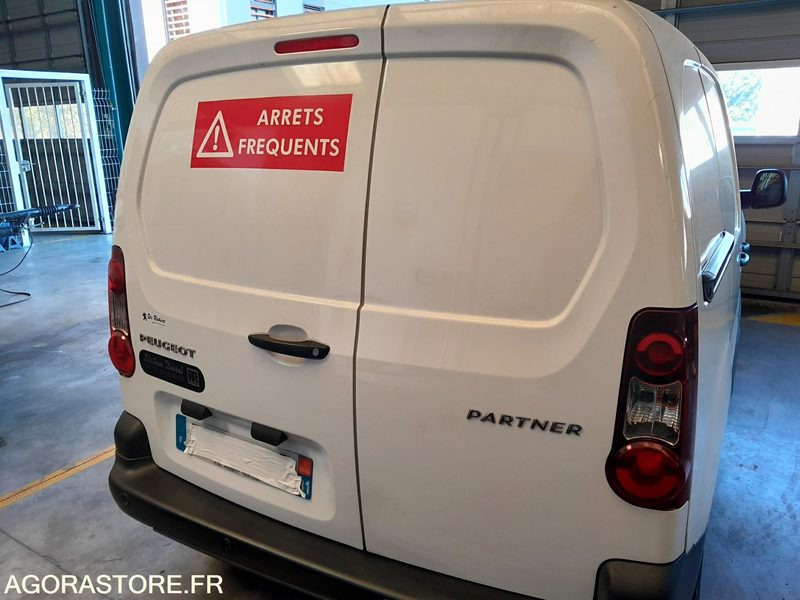 PEUGEOT PARTNER II 1.6 Vti 50026 kms 2016 frigo - Μικρό βαν: φωτογραφία 5 PEUGEOT PARTNER II 1.6 Vti 50026 kms 2016 frigo - Μικρό βαν: φωτογραφία 5