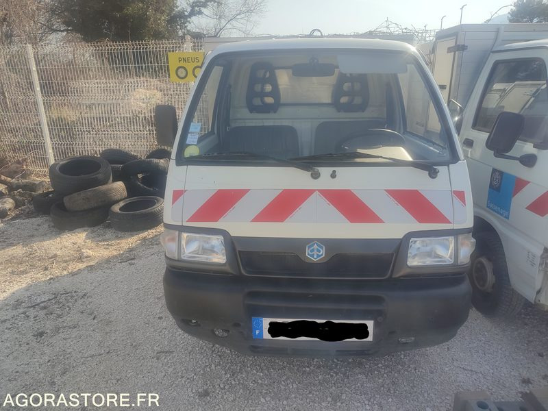 PIAGGIO 866 CZT 38 PORTER VENDU POUR PIECES VENDU SANS CONTROLE TECHNIQUE - Όχημα με ανατρεπομενη καροτσα: φωτογραφία 1 PIAGGIO 866 CZT 38 PORTER VENDU POUR PIECES VENDU SANS CONTROLE TECHNIQUE - Όχημα με ανατρεπομενη καροτσα: φωτογραφία 1