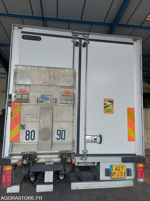 POIDS LOURDS IVECO DAILY FRIGORIFIQUE - 195900 kms - 2005 - Φορτηγό: φωτογραφία 3 POIDS LOURDS IVECO DAILY FRIGORIFIQUE - 195900 kms - 2005 - Φορτηγό: φωτογραφία 3