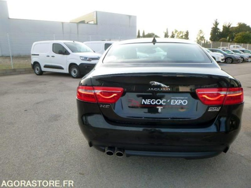 PRIX TTC 0% TVA - JAGUAR XE 2.0 180CV R SPORT AWD - 2016 - 160 000km - Αυτοκίνητο: φωτογραφία 4 PRIX TTC 0% TVA - JAGUAR XE 2.0 180CV R SPORT AWD - 2016 - 160 000km - Αυτοκίνητο: φωτογραφία 4