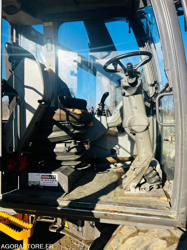 Pelle Mecalac 12MXT - 2004 - 4523 HEURES - Εκσκαφέας: φωτογραφία 3 Pelle Mecalac 12MXT - 2004 - 4523 HEURES - Εκσκαφέας: φωτογραφία 3