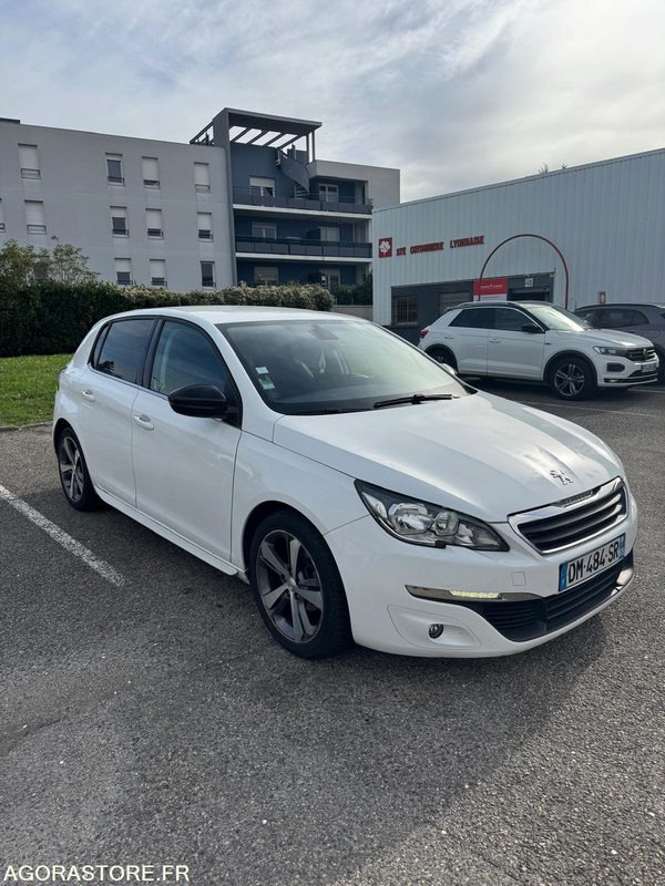 Peugeot 308 1.6 HDi 90 CV phase 2 T9 - 2014 - 172 500 KMS - Αυτοκίνητο: φωτογραφία 3 Peugeot 308 1.6 HDi 90 CV phase 2 T9 - 2014 - 172 500 KMS - Αυτοκίνητο: φωτογραφία 3