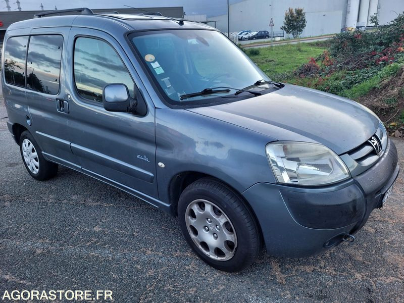 Peugeot partner 1.6hdi 90 ch - Αυτοκίνητο: φωτογραφία 4 Peugeot partner 1.6hdi 90 ch - Αυτοκίνητο: φωτογραφία 4
