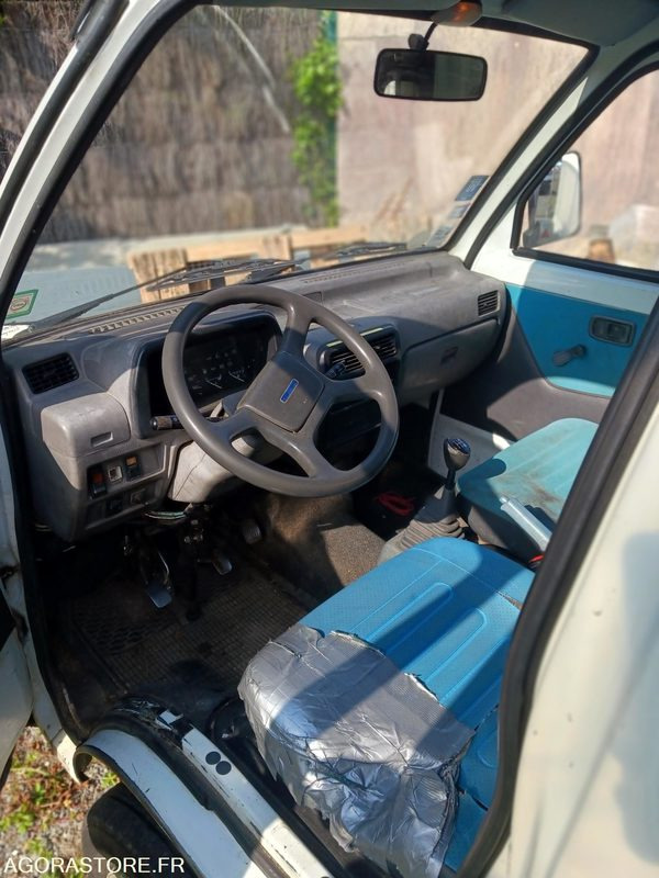 Piaggio Porter 90787 kms 2009 - Όχημα με ανατρεπομενη καροτσα: φωτογραφία 3 Piaggio Porter 90787 kms 2009 - Όχημα με ανατρεπομενη καροτσα: φωτογραφία 3