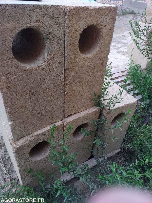 Pierre du Gard - Εργαλείο/ Εξοπλισμός: φωτογραφία 2 Pierre du Gard - Εργαλείο/ Εξοπλισμός: φωτογραφία 2