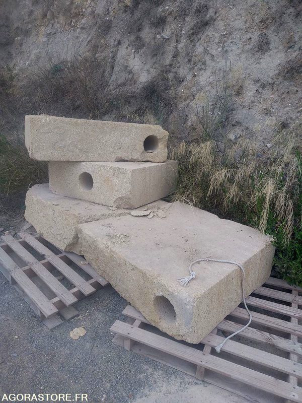 Pierre du Gard - Εργαλείο/ Εξοπλισμός: φωτογραφία 3 Pierre du Gard - Εργαλείο/ Εξοπλισμός: φωτογραφία 3