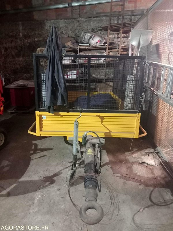 REMORQUE TR 1500 - Γεωργικά μηχανήματα: φωτογραφία 1 REMORQUE TR 1500 - Γεωργικά μηχανήματα: φωτογραφία 1