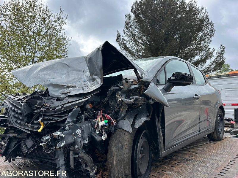 RENAULT CLIO 5 2023 32000KMS 90CV - Αυτοκίνητο: φωτογραφία 4 RENAULT CLIO 5 2023 32000KMS 90CV - Αυτοκίνητο: φωτογραφία 4
