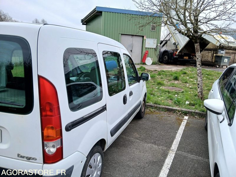 RENAULT Kangoo 5 places - Αυτοκίνητο: φωτογραφία 3 RENAULT Kangoo 5 places - Αυτοκίνητο: φωτογραφία 3