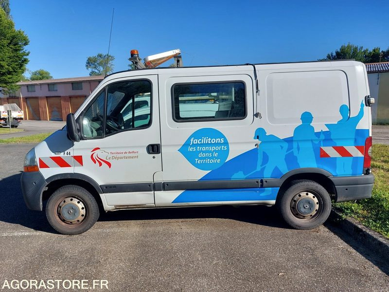 RENAULT MASTER 216247kms - 2006 - Βαν: φωτογραφία 1 RENAULT MASTER 216247kms - 2006 - Βαν: φωτογραφία 1
