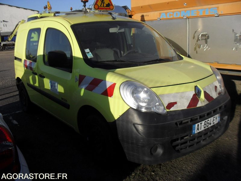 RENAULT NEW KANGOO UTILITAIRE - Μικρό βαν: φωτογραφία 1 RENAULT NEW KANGOO UTILITAIRE - Μικρό βαν: φωτογραφία 1
