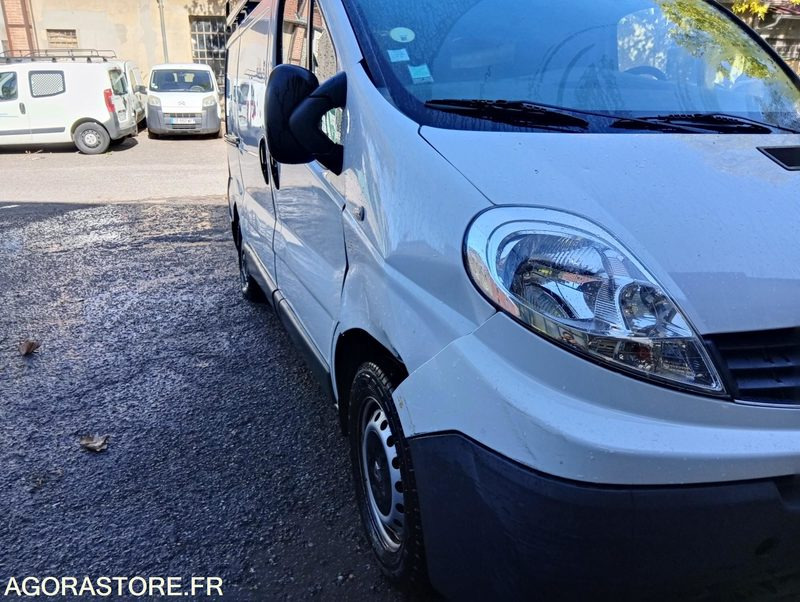 RENAULT TRAFIC - 2012 - 89191kms - Βαν: φωτογραφία 5 RENAULT TRAFIC - 2012 - 89191kms - Βαν: φωτογραφία 5