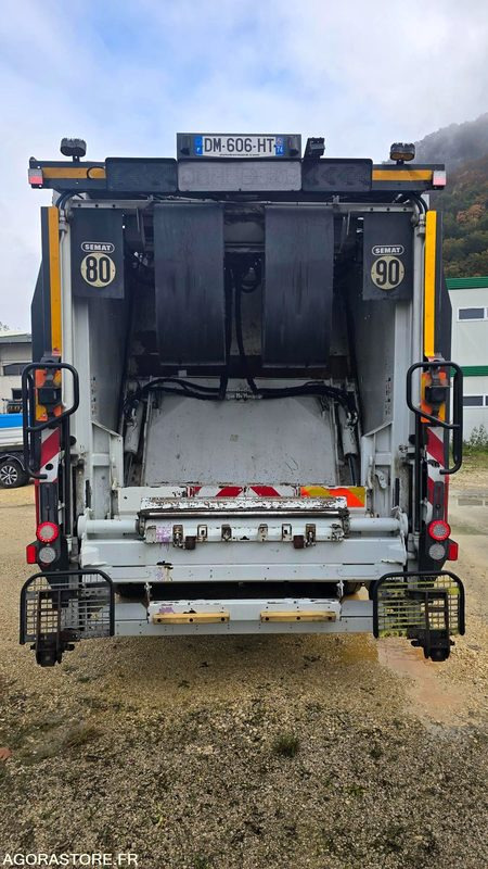 Renault BOM - DM606HT - Απορριμματοφόρο: φωτογραφία 5 Renault BOM - DM606HT - Απορριμματοφόρο: φωτογραφία 5