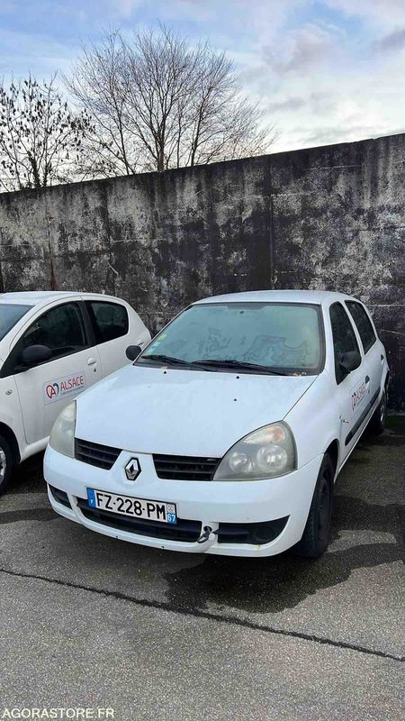Renault Clio - 2006 - 163200kms - FZ-228-PM - Αυτοκίνητο: φωτογραφία 1 Renault Clio - 2006 - 163200kms - FZ-228-PM - Αυτοκίνητο: φωτογραφία 1