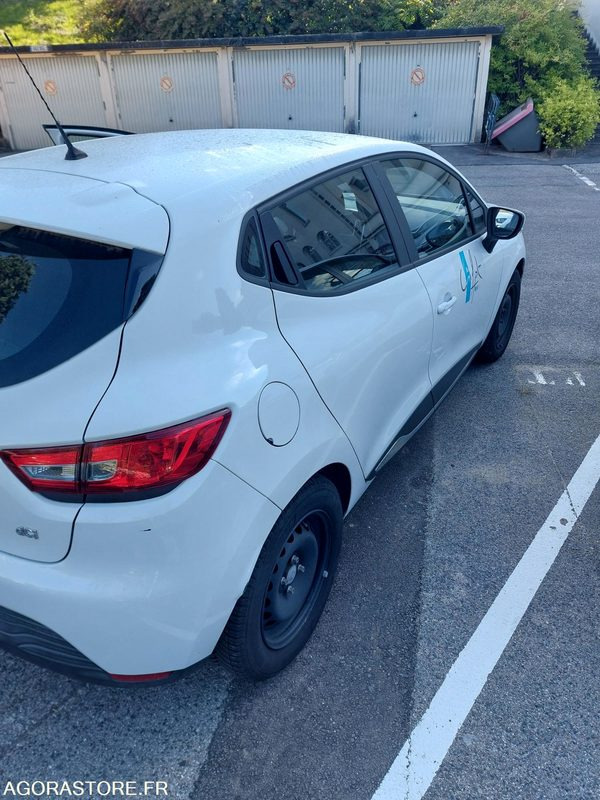 Renault Clio Blanche DC963FQ de 2013 - 66440km - Αυτοκίνητο: φωτογραφία 3 Renault Clio Blanche DC963FQ de 2013 - 66440km - Αυτοκίνητο: φωτογραφία 3