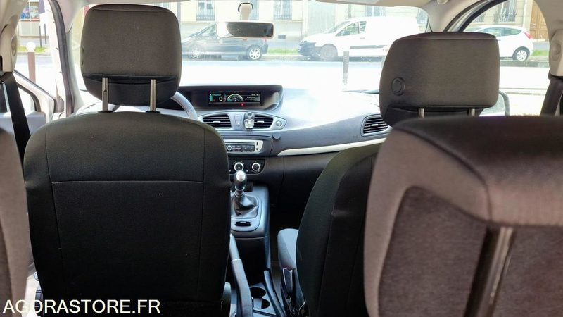 Renault Grand Scenic III Phase 2 1.5 dCi eco2 Rallongé - Αυτοκίνητο: φωτογραφία 4 Renault Grand Scenic III Phase 2 1.5 dCi eco2 Rallongé - Αυτοκίνητο: φωτογραφία 4