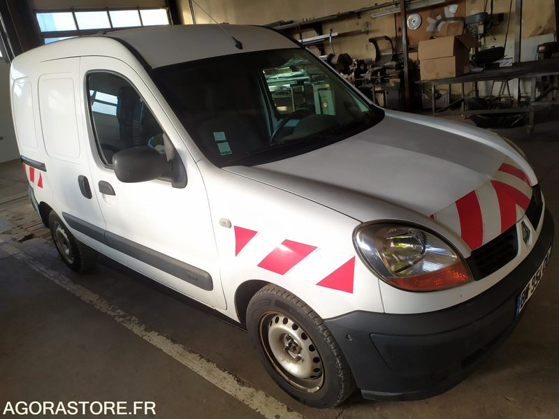 Renault KANGOO DCI 198610kms 2006 - Μικρό βαν: φωτογραφία 4 Renault KANGOO DCI 198610kms 2006 - Μικρό βαν: φωτογραφία 4