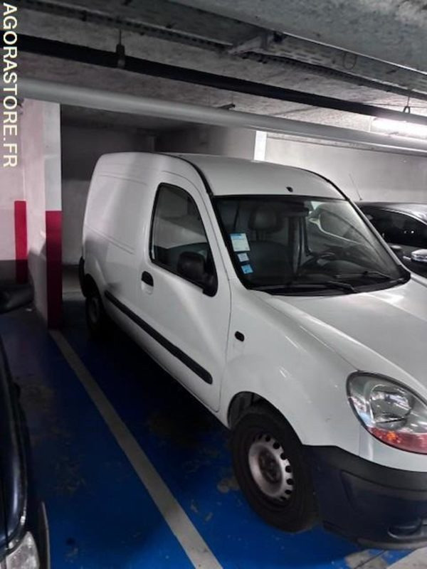 Renault Kangoo - 2004 - ESSENCE BATTERIE HS - Μικρό βαν: φωτογραφία 3 Renault Kangoo - 2004 - ESSENCE BATTERIE HS - Μικρό βαν: φωτογραφία 3