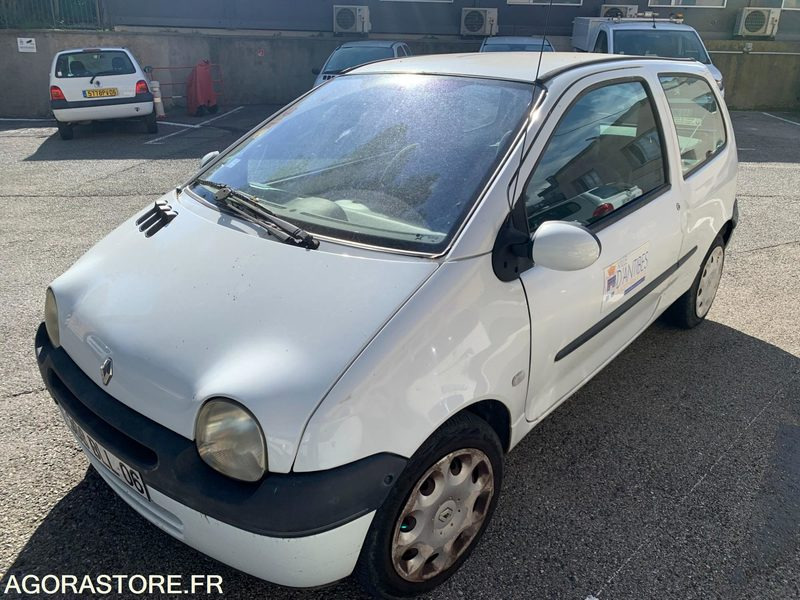 Renault Twingo - 2005 - 149 462 kms - 368 BLL 06 - Αυτοκίνητο: φωτογραφία 2 Renault Twingo - 2005 - 149 462 kms - 368 BLL 06 - Αυτοκίνητο: φωτογραφία 2
