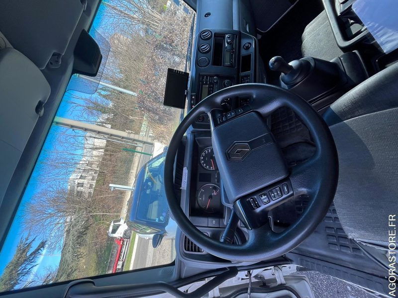 Renault trucks RENAULT D CAISSE 20M3 3.0L 177 CV BVA 7T500 - 2015 - 135 000km - Ελαφρύ επαγγελματικό: φωτογραφία 5 Renault trucks RENAULT D CAISSE 20M3 3.0L 177 CV BVA 7T500 - 2015 - 135 000km - Ελαφρύ επαγγελματικό: φωτογραφία 5