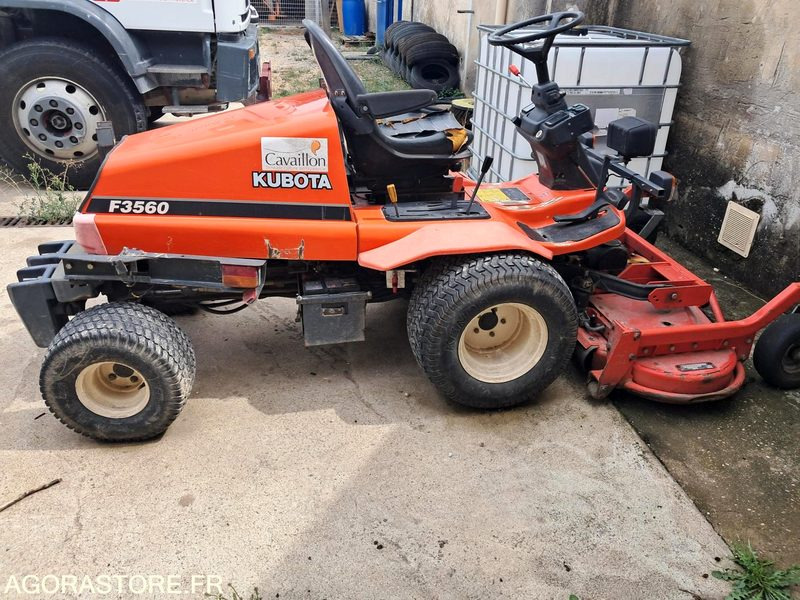 TONDEUSE AUTOPORTEE FRONTALE F3560 KUBOTA - Χλοοκοπτικό: φωτογραφία 2 TONDEUSE AUTOPORTEE FRONTALE F3560 KUBOTA - Χλοοκοπτικό: φωτογραφία 2