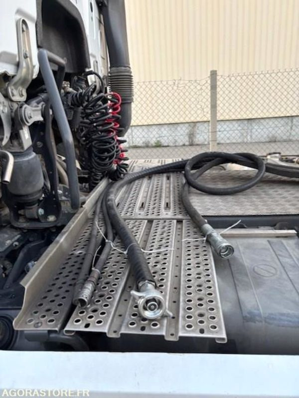 TRACTEUR 4X2 MERCEDES ACTROS 1853 2020 430 000 KM - Τράκτορας: φωτογραφία 3 TRACTEUR 4X2 MERCEDES ACTROS 1853 2020 430 000 KM - Τράκτορας: φωτογραφία 3