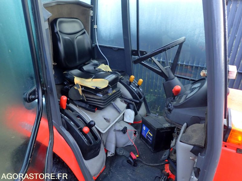 TRACTEUR KUBOTA BX2350 - Τρακτέρ: φωτογραφία 5 TRACTEUR KUBOTA BX2350 - Τρακτέρ: φωτογραφία 5