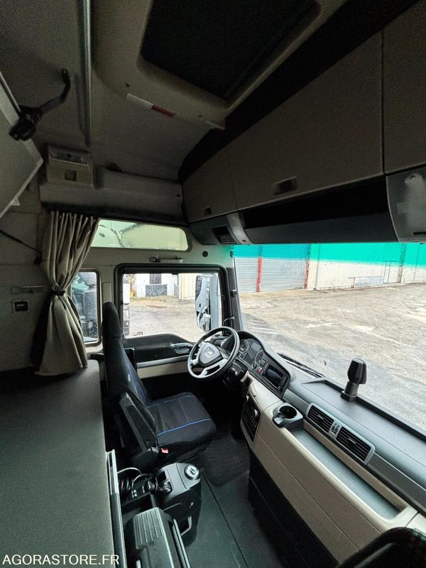 TRACTEUR MAN TGX19.480 - 2017 - 923446 kms (42020) - Τράκτορας: φωτογραφία 5 TRACTEUR MAN TGX19.480 - 2017 - 923446 kms (42020) - Τράκτορας: φωτογραφία 5