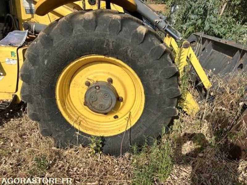 TRACTOPELLE NEW HOLLAND B115B - 3601H - 2008 - Φορτωτής εκσκαφέας: φωτογραφία 3 TRACTOPELLE NEW HOLLAND B115B - 3601H - 2008 - Φορτωτής εκσκαφέας: φωτογραφία 3
