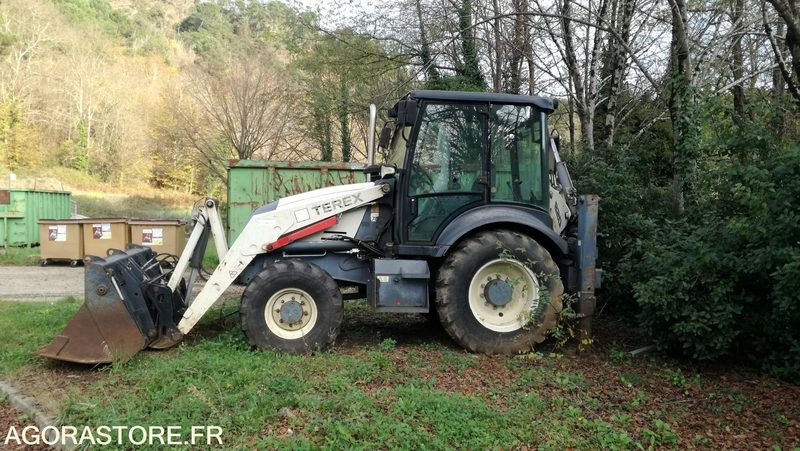 TRACTOPELLE TEREX 820 - Φορτωτής εκσκαφέας: φωτογραφία 1 TRACTOPELLE TEREX 820 - Φορτωτής εκσκαφέας: φωτογραφία 1